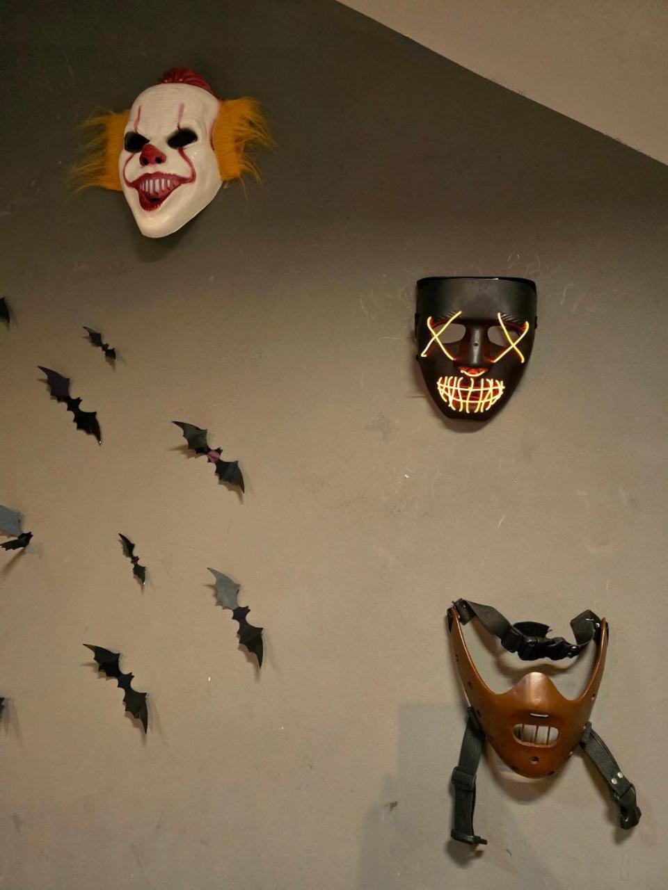 Scary Hostel ティビリシ エクステリア 写真
